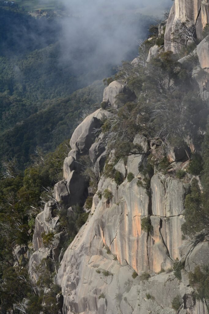 mt Buffalo cliffs